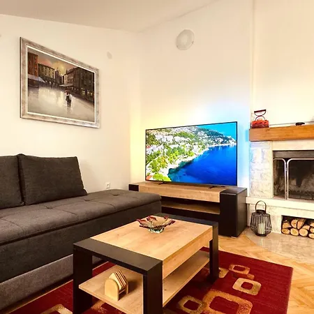 Penthouse Lapis Apartament