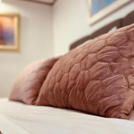 아파트 Penthouse Lapis