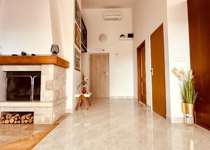 Lägenhet Penthouse Lapis